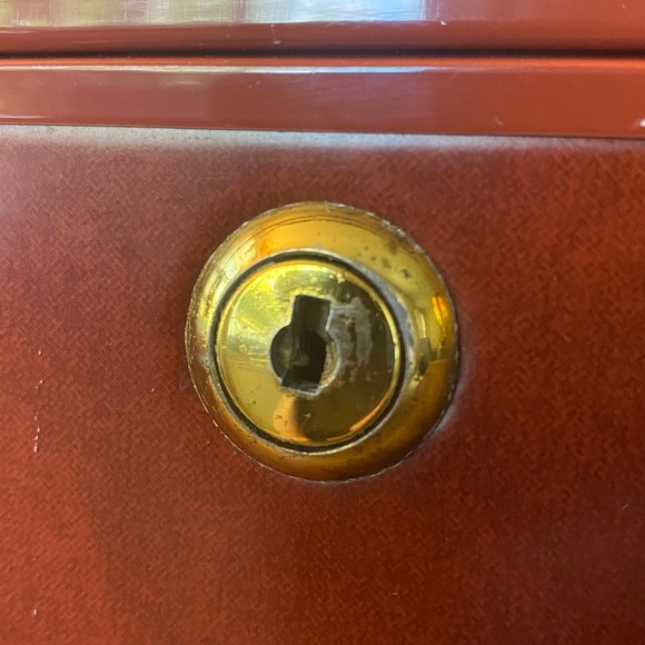 Samsonite Classic Chestnut Train Case - Picture 5 of 16